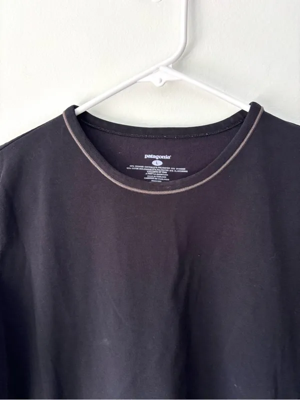 Patagonia Black Long Sleeve Base Layer Activewear Outdoor - Image 2