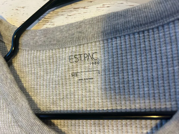 PacSun est pac grey crop top - Image 3