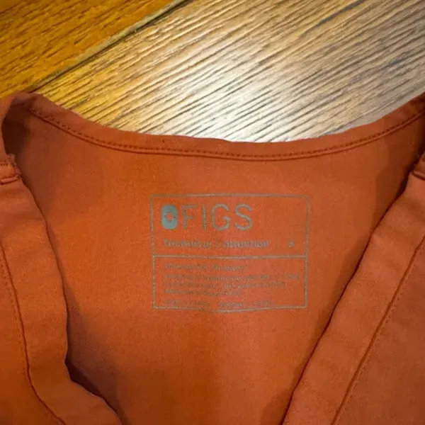 Figs Catrina One Pocket Scrub‎ top burnt orange - Image 3