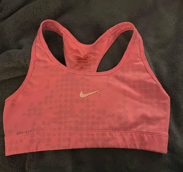 Pink sports bra - Image 2
