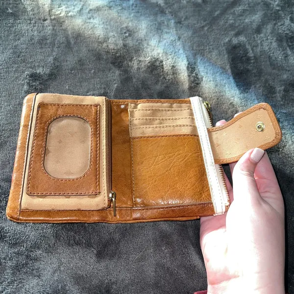 Fossil Emory Colorblock Wallet - Image 3