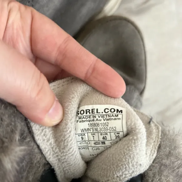 Sorel Joan Explorer Grey/Taupe Lace Up Fur Lined Boot - Image 9