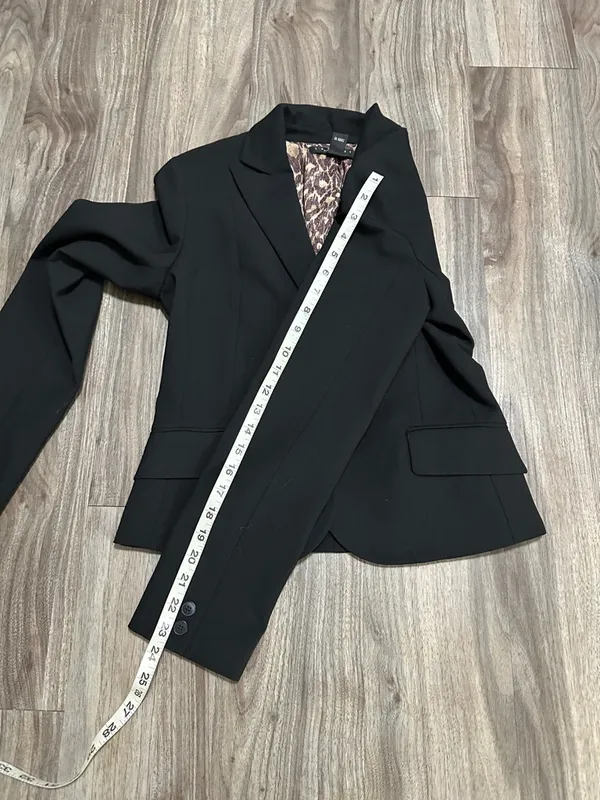 Laundry By Shelli Segal Black Lace-Up Back Blazer - Image 12