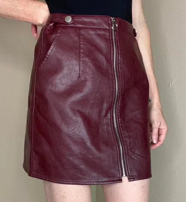 Tagoo All For Leather Burgundy Faux Leather Pleather Mini Skirt - Image 4