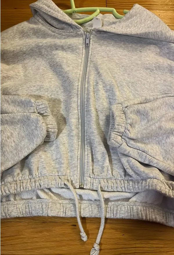 Grey Zip-Up H&M - Image 4