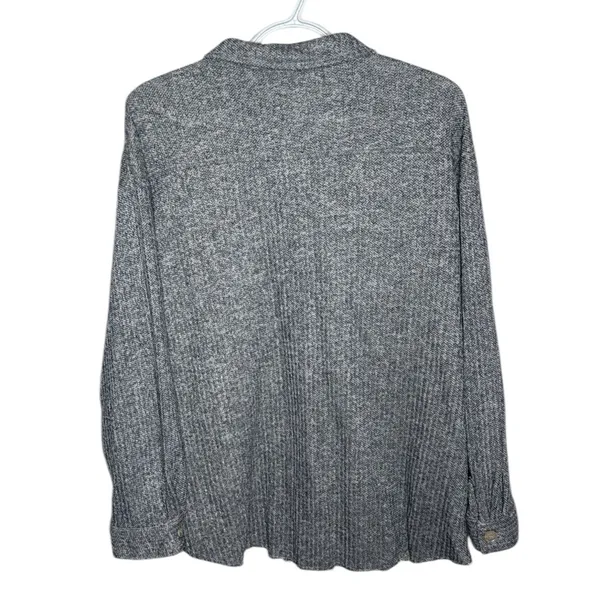 Bohme Polgram by Wellmade Inc.Gray Woven Schacket frayed hems Button down Size M - Image 2