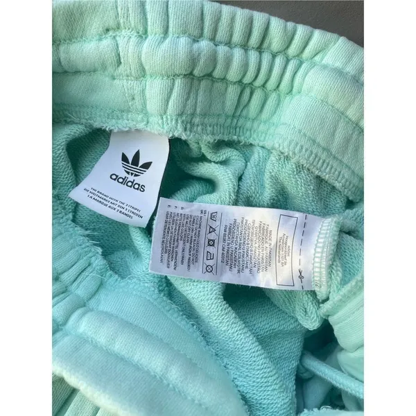 adidas shorts   - Image 2