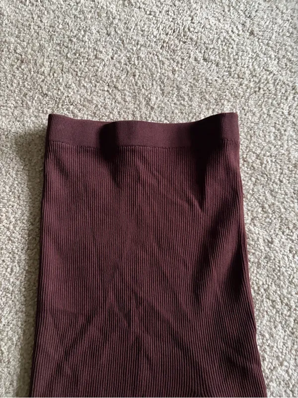 White fox boutique brown ribbed knit midi asymmetrical midi skirt size xs - Image 3