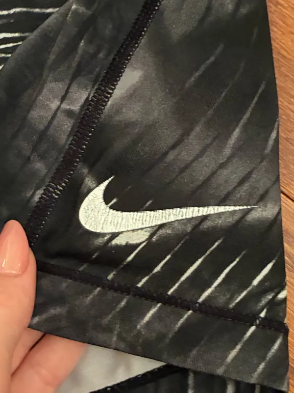 Nike Pro White Detail Dri-Fit Short - Image 3