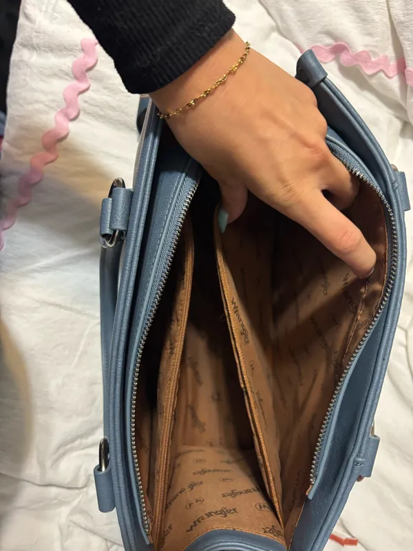 Wrangler Purse - Image 3