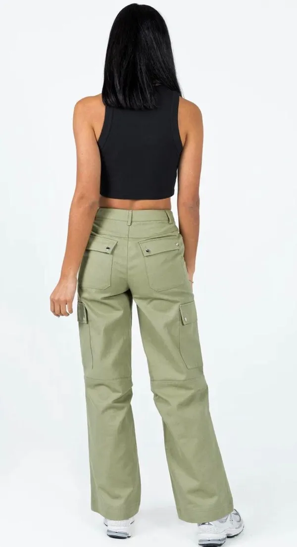 Princess Polly fallout midi cargos in olive green - Image 2