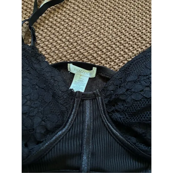 Bozzolo Black Lace Bustier Crop Top - Image 3