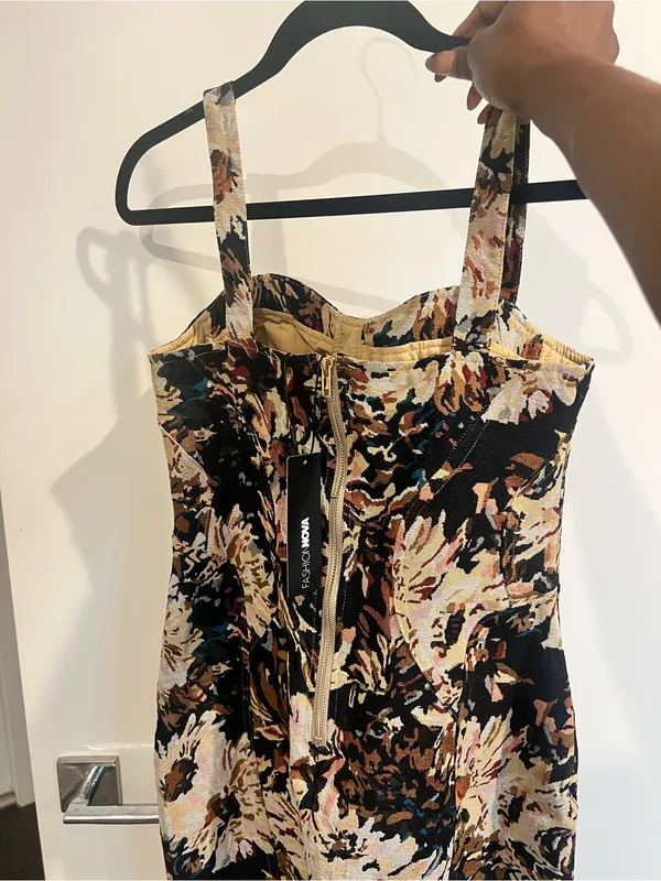 Floral Button-Front Midi Dress in Multi Brown - Image 5