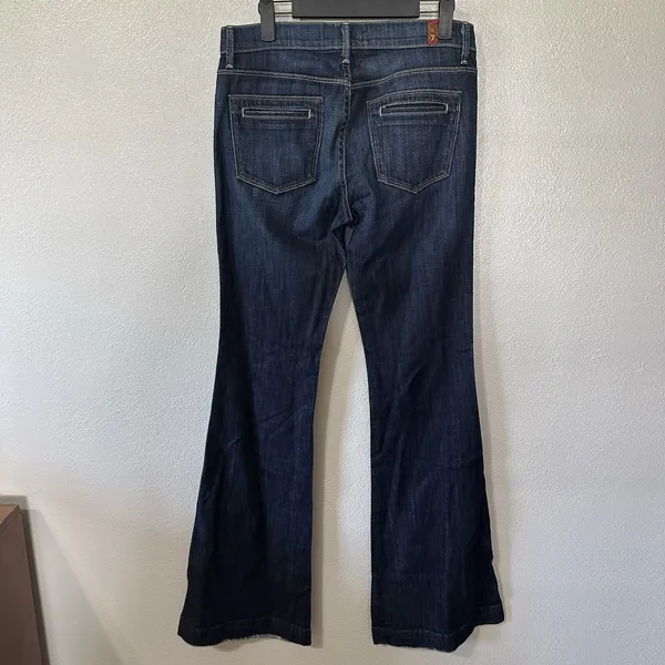 7 For All Mankind Button Fly Flare‎ Leg Jeans Womens Size 27 Dark Wash Stretch - Image 4