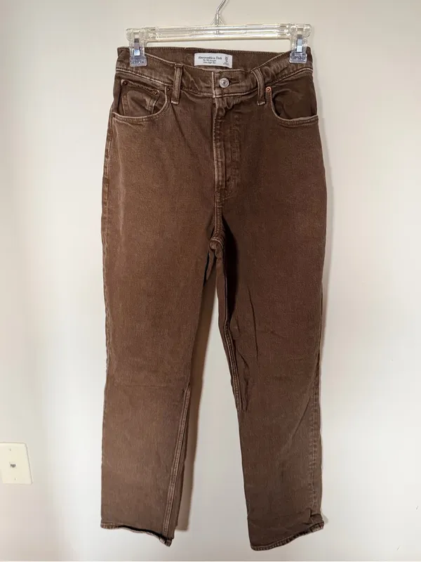 Abercrombie the 90s straight ultra high rise 25 curve love brown - Image 2
