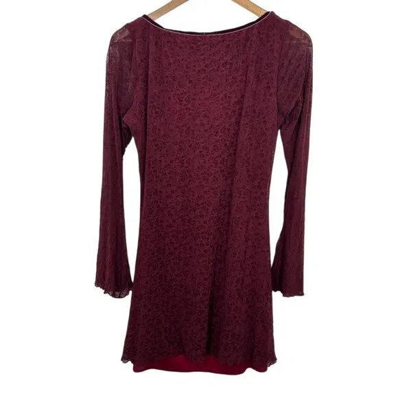 Motel Size XL Burgundy Velvet Mini‎ Dress Sweetheart Neckline Bell Sleeve - Image 5