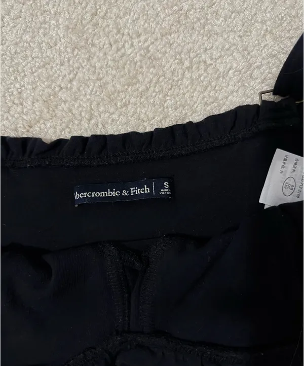 Black Abercrombie Top - Image 3