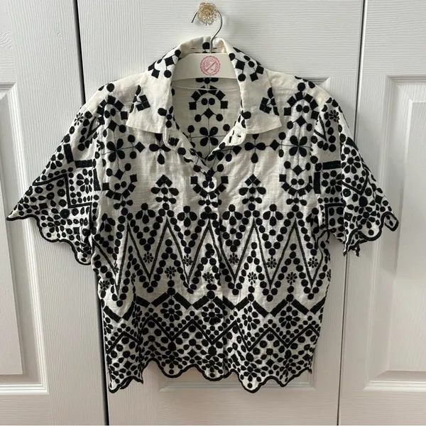 Zara Contrast Embroidered Button Up Shit in Black and White - Image 2