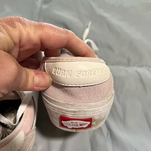 Vans Ultra Cush Women's Blush and Beige Sneakers - Image 7