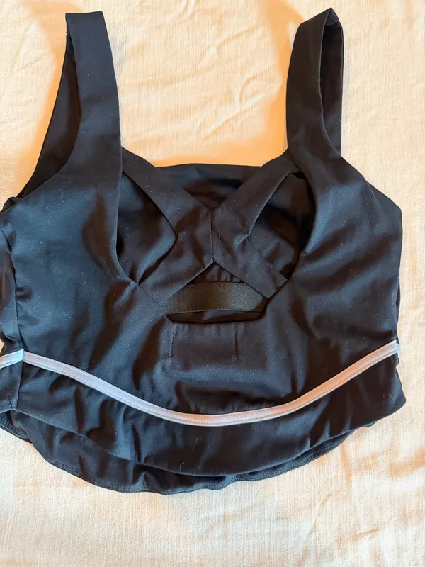 Pants Store Y2K Black Strappy Back Workout Tank Top Built In Bra Medium - Image 2