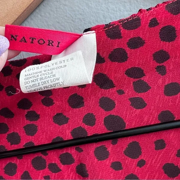 Natori Robe & Nightgown Set Red and Black Leopard Spots Ruffle Size Medium Large - Image 4