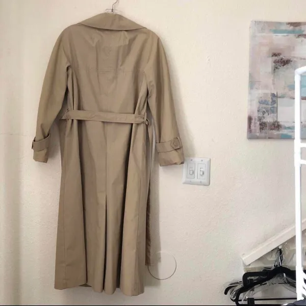 Vintage 90s Beige Tan Khaki Trench Coat English Preppy Minimalist Streetwear Old Money Quiet Luxury Jacket belted. Great condition Women 7/8 Measurement in pics , Length:44” - Image 3