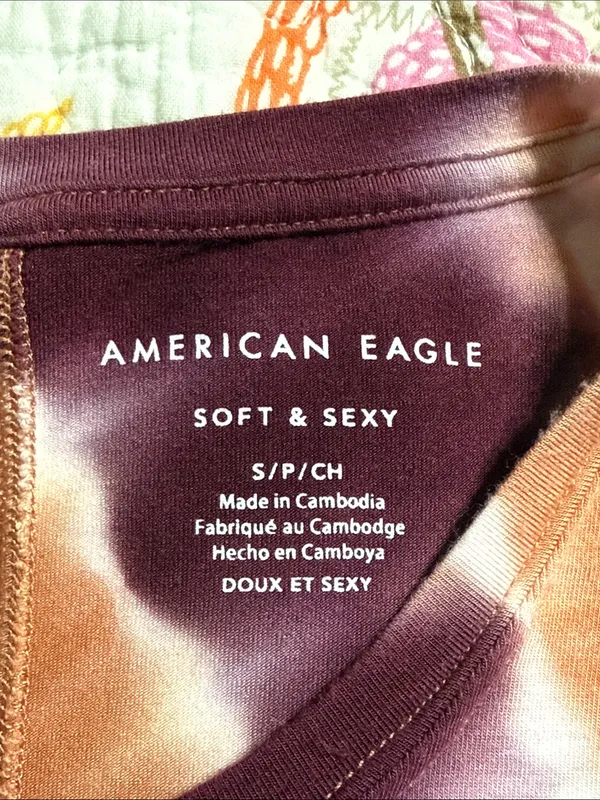 American Eagle soft & sexy size small short sleeve tie dye print t-shirt - Image 8