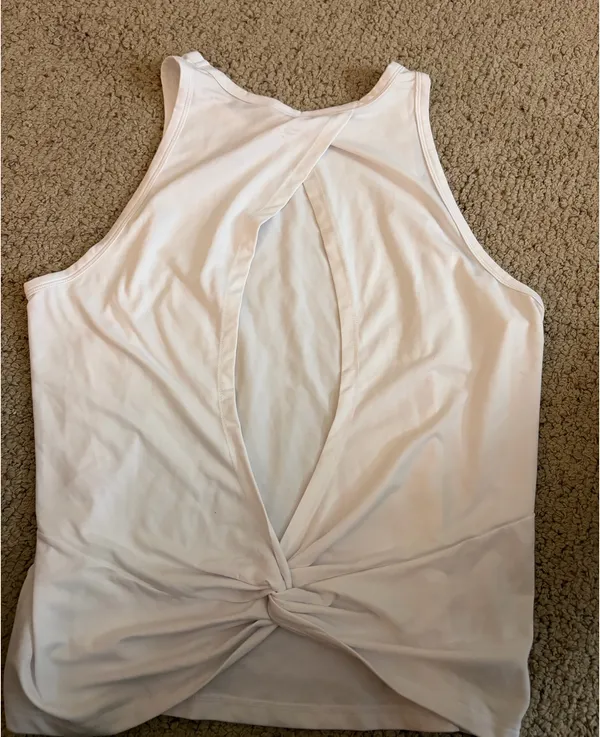 Fabletics workout top open back  - Image 3