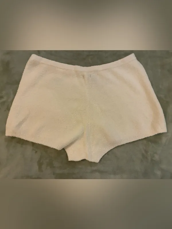 Women’s Gap Brand Cozy Cream Fuzzy Tank & Short Lounge Set Size Medium - Image 7