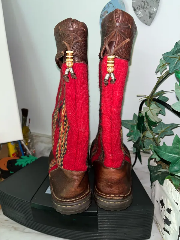 Born Concept Boots size 9.5 - Image 4
