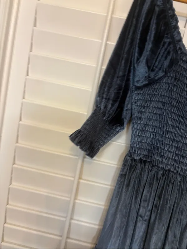 Baltic Born Blue Vivaldi Smocked Velvet Midi Dress Size Medium - Image 4