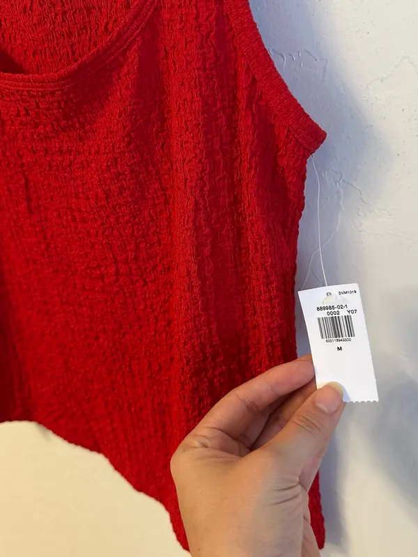 Old Navy Red Textured Tank Top - Image 3