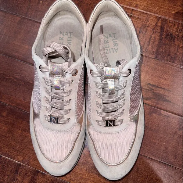 Stuart Weitzman Nude Gold sneakers - Image 2