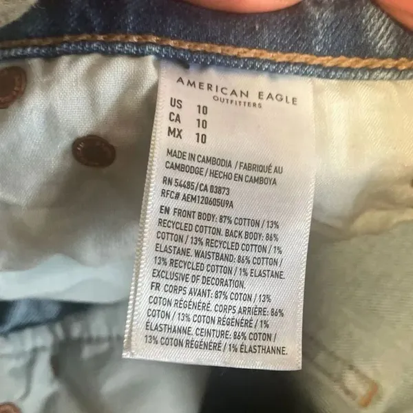 American Eagle Strigid Relaxed Short Medium Wash Cut Off Size 10 #778 - Image 7