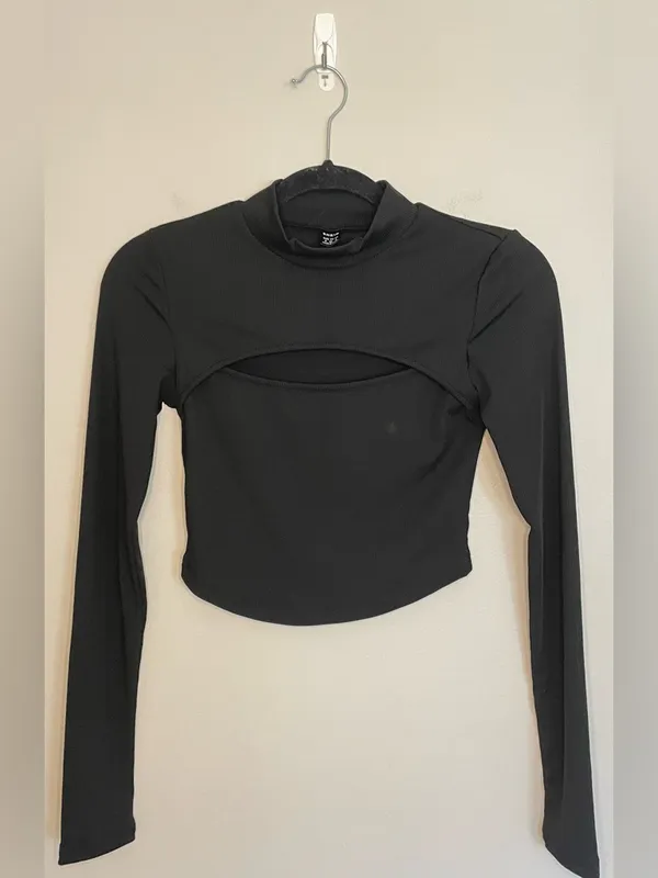 SHEIN Mock Neck Cut-Out Rib Knit Crop Top, Black, Size XS, NWOT - Image 3