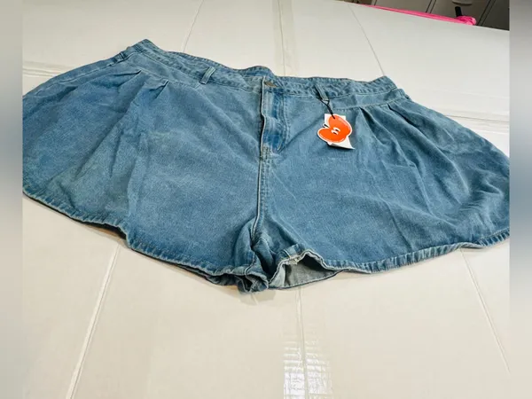 Cider Light Blue Flared Denim Shorts - Image 3