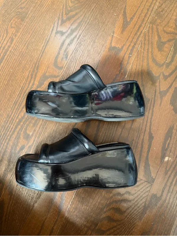 Steve Madden y2k platform energy sandals - Image 4