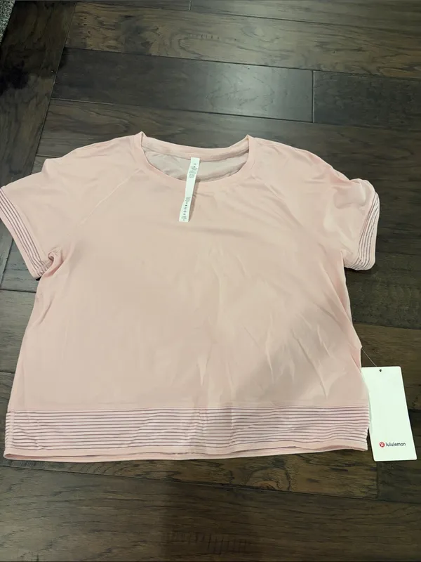 New With Tags Lululemon Stripe in Stride Short Sleeve Sz 10 - Image 6
