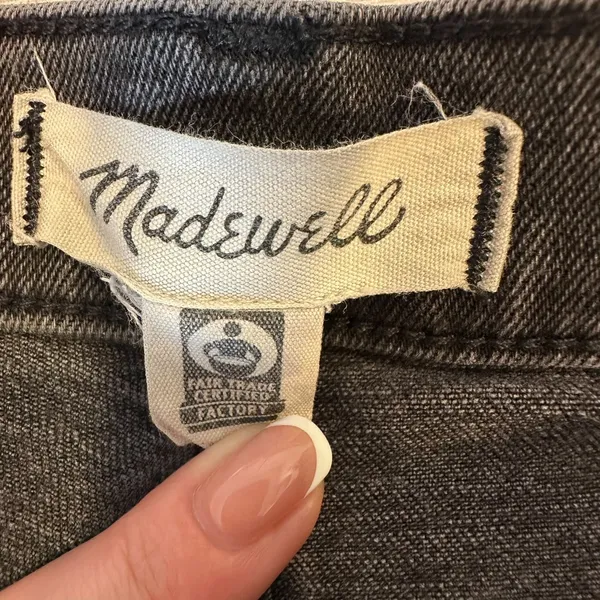 Madewell Women's Size-30 Black Wash Classic‎ Straight Leg Jeans - Image 2