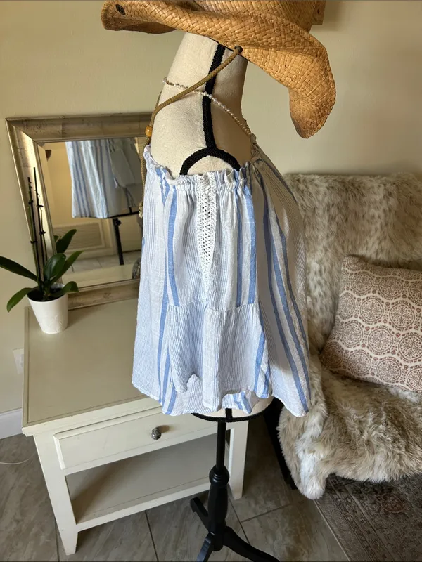 Girl krazy 100% cotton off shoulder coastal Beach boho stripe white blue top M - Image 7