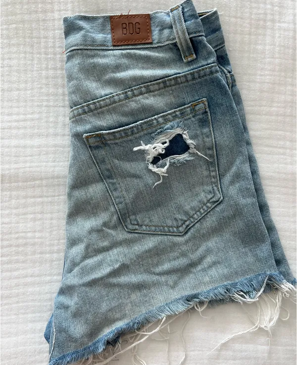 BDG Denim Shorts Urban Outfitters - Image 2