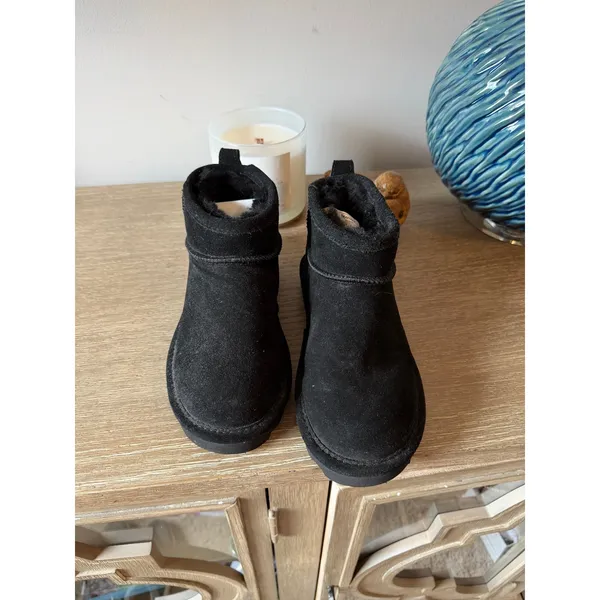 Bearpaw Suede Ankle Boots Women Black‎ Size 6 - Image 2