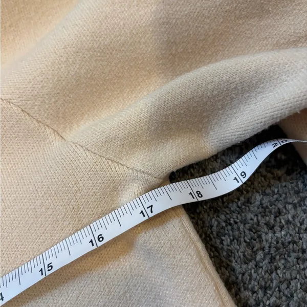 Zara Puff Sleeve Sweater - Image 5