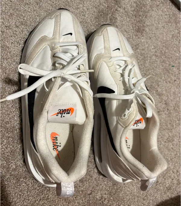 Nike Air Max Shoes - Image 2