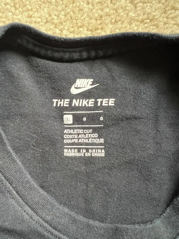 T-Shirt - Image 3