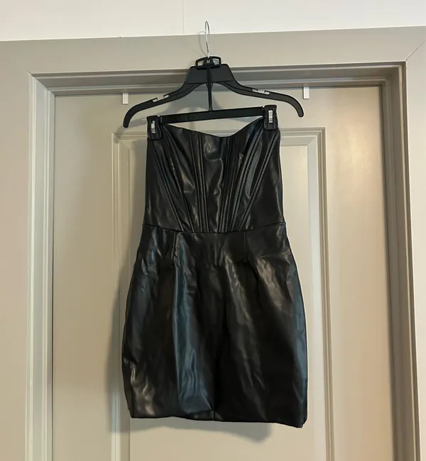 M Forever 21 Black Dress Sleeveless - Image 2