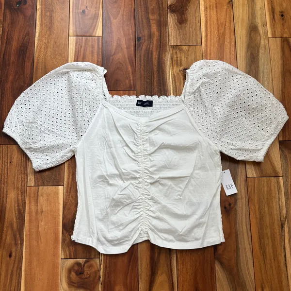 Gap 100% Organic Cotton Vintage Ruched Top - Image 3