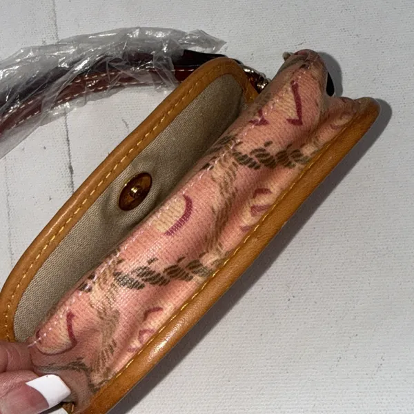 Vintage Y2K Dooney & Bourke Pink Monogram Pink Zip Keychain Wallet Coin Purse - Image 11