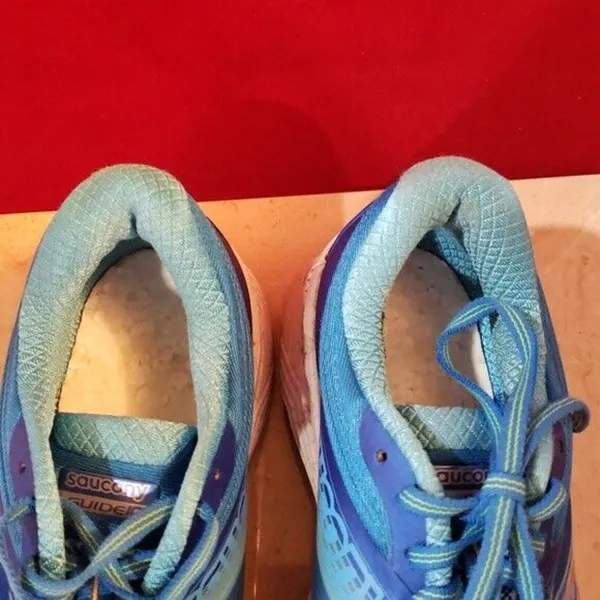 Saucony Glide 10 Blue - Small Hole No Insole - Size 9 - Image 2