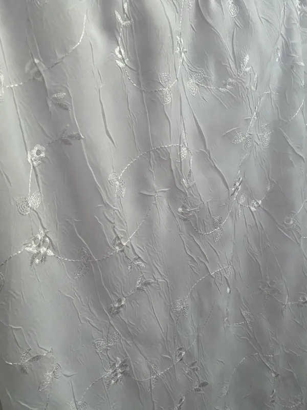 Pretty Girl White Floral Embroidered Ruffle Hem Skirt - Image 5
